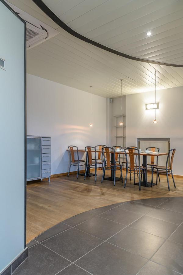 De Vesten Comfort Lodge Laakdal エクステリア 写真